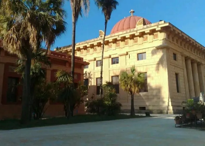 Ally'S House